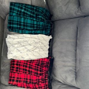3 pairs of lounge pants
